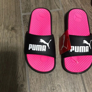NWT Puma slides kids/junior size
